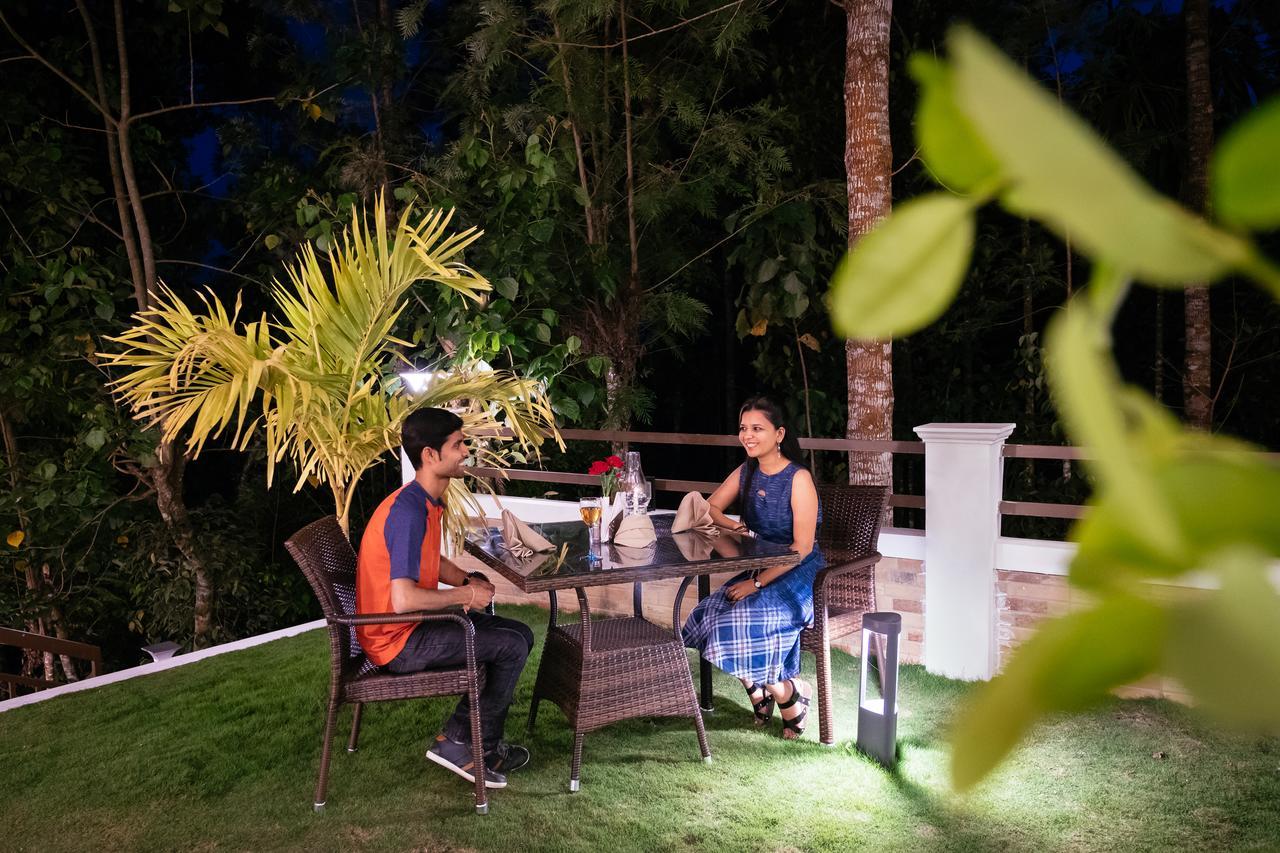 Crown Valley Thekkady Kumily Exterior photo