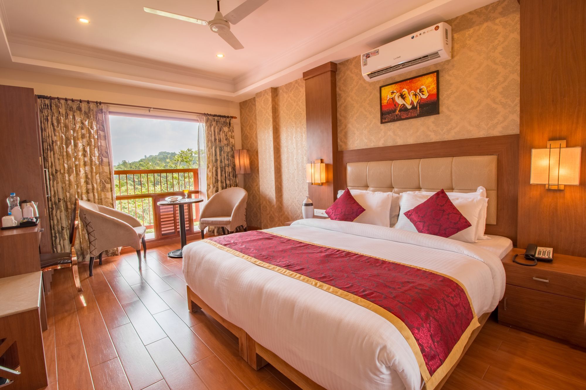 Crown Valley Thekkady Kumily Exterior photo